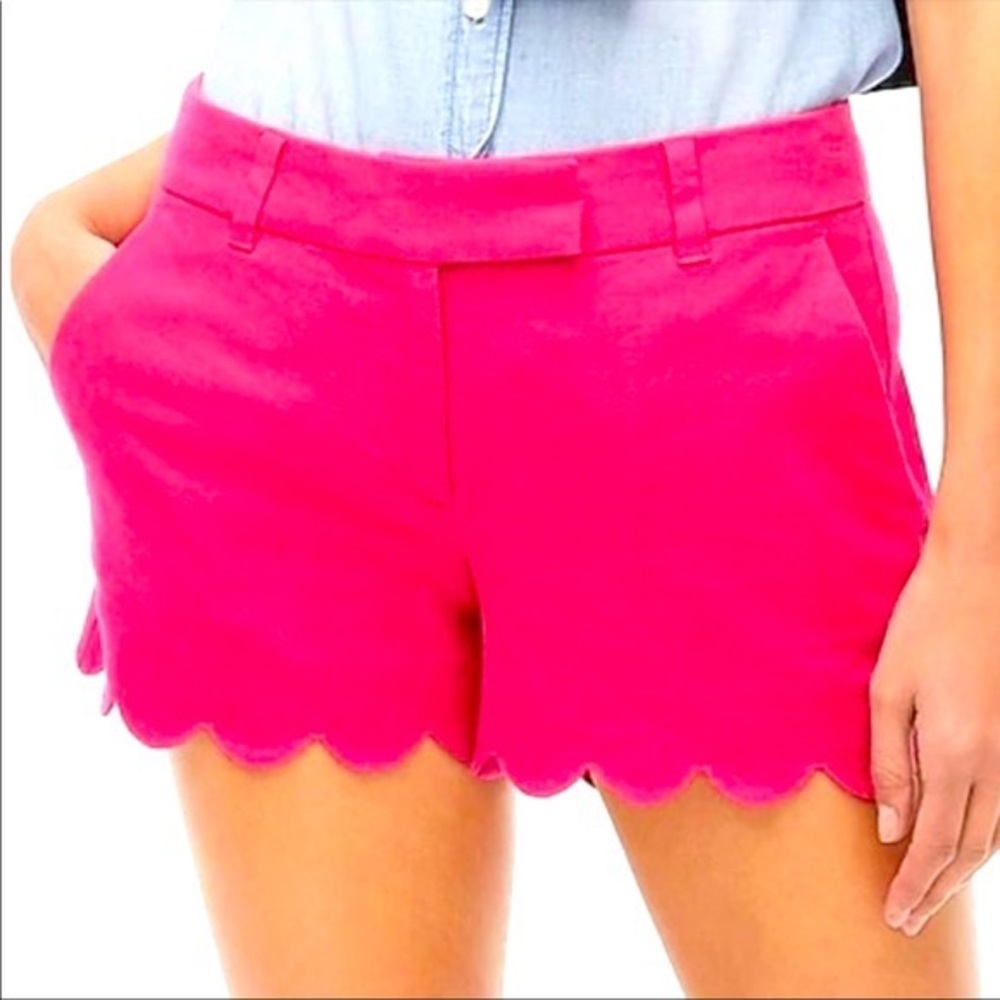 Women's Pink Scalloped Hem Shorts